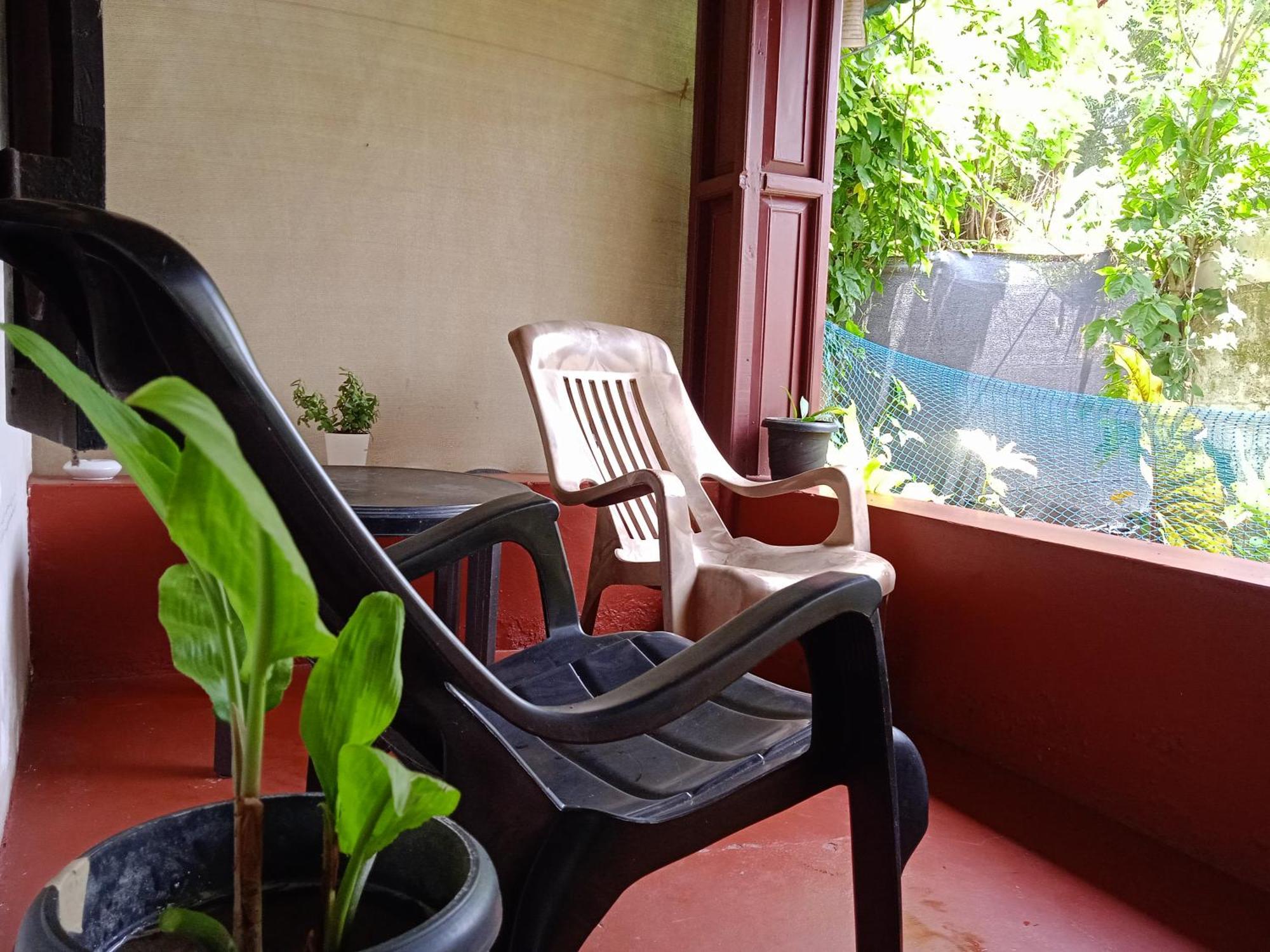The Blues Hotel Alappuzha Exterior photo